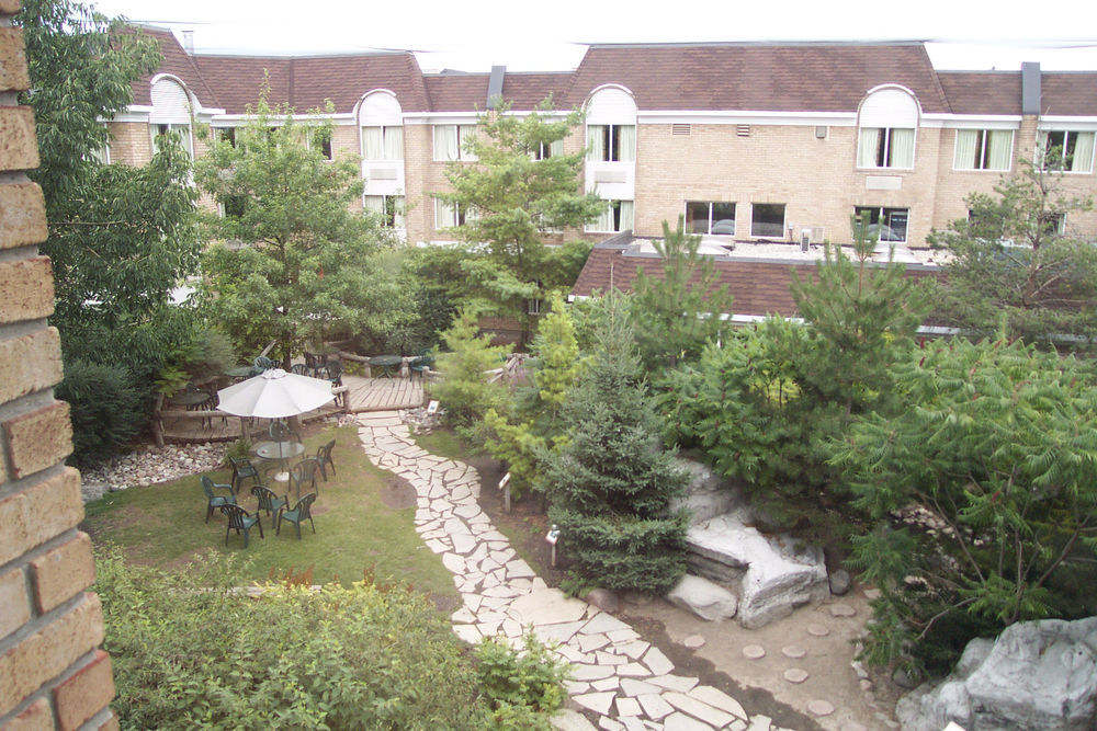 Towneplace Suites By Marriott Mississauga-Airport Corporate Centre Eksteriør billede