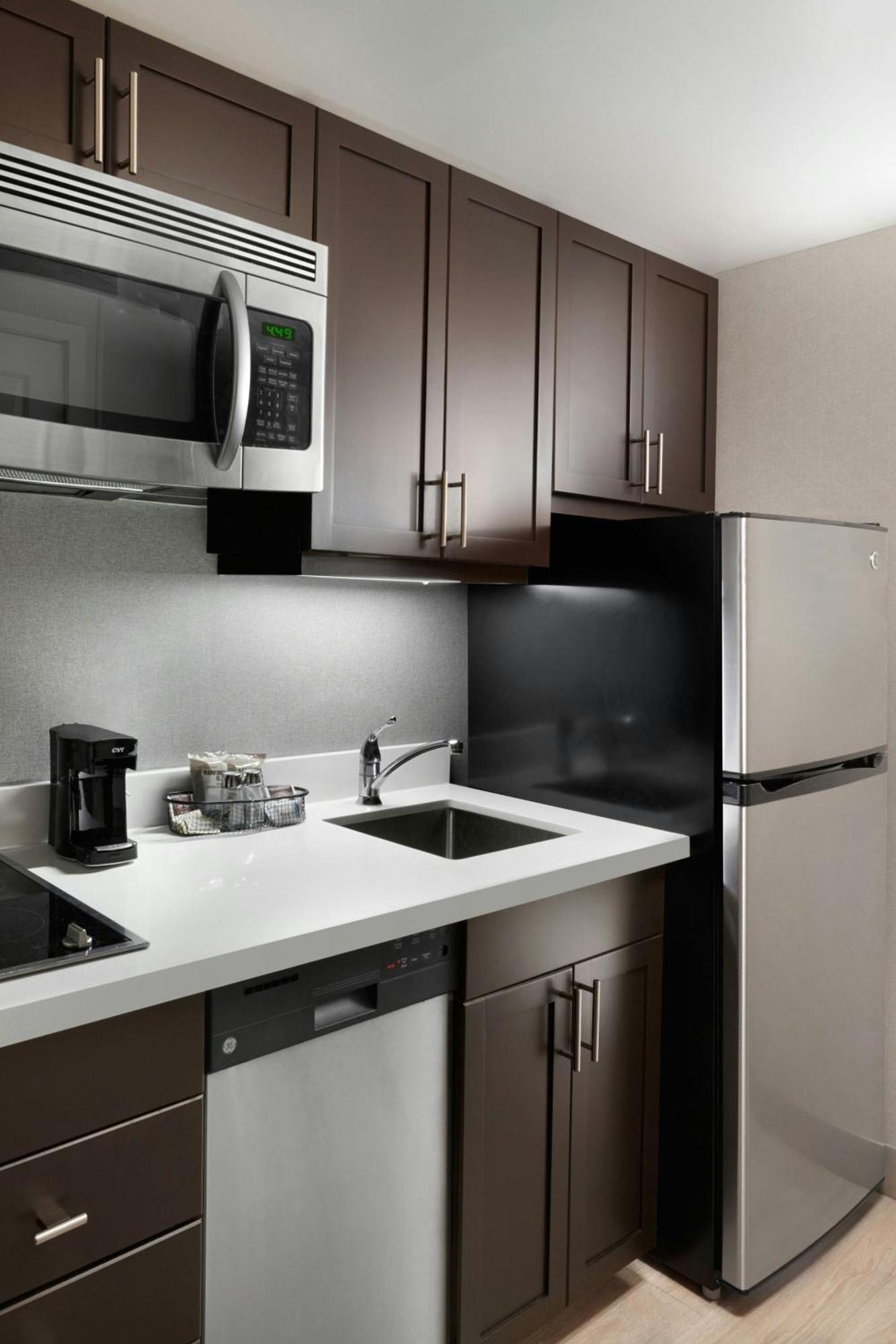 Towneplace Suites By Marriott Mississauga-Airport Corporate Centre Eksteriør billede