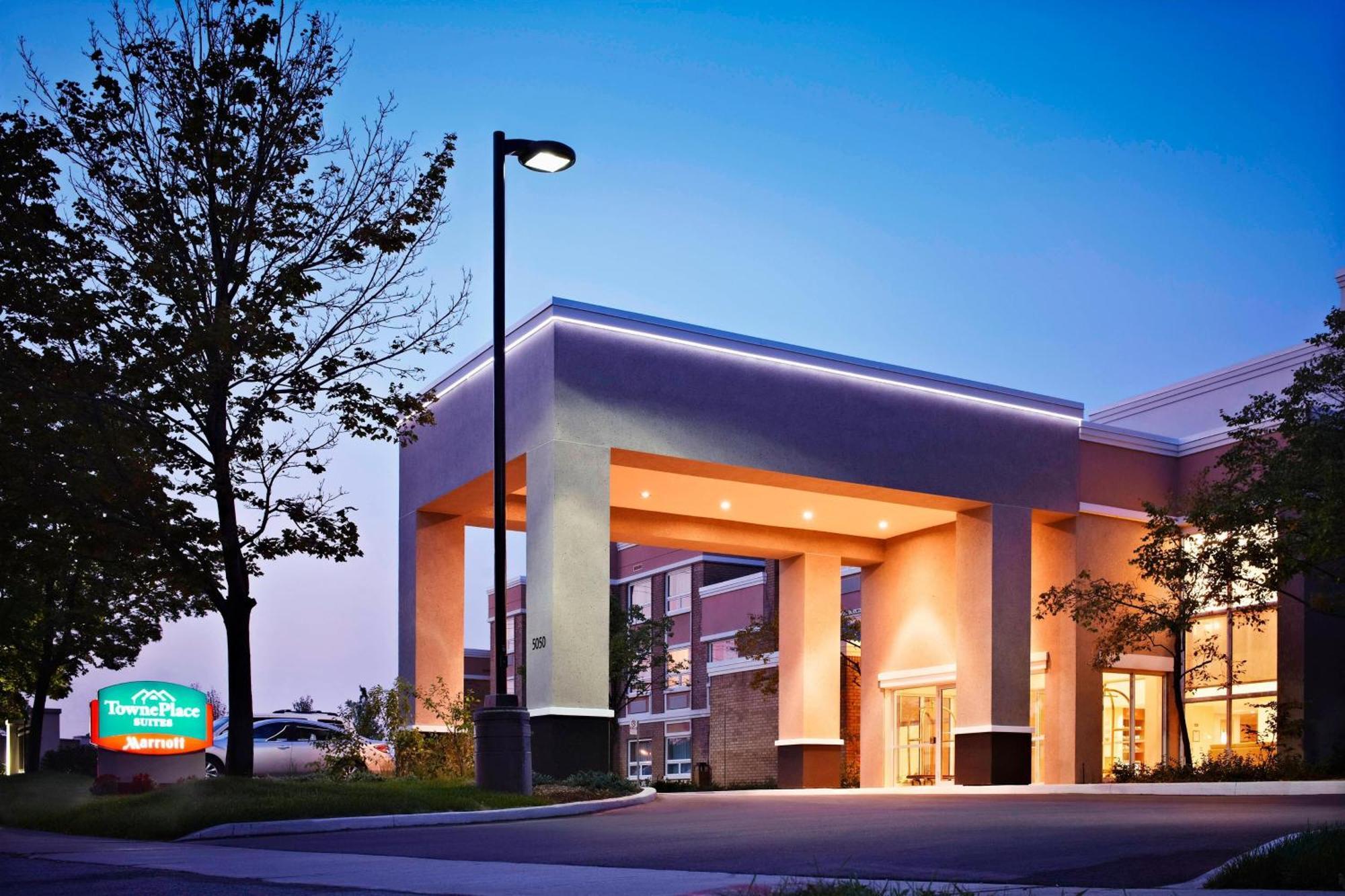 Towneplace Suites By Marriott Mississauga-Airport Corporate Centre Eksteriør billede